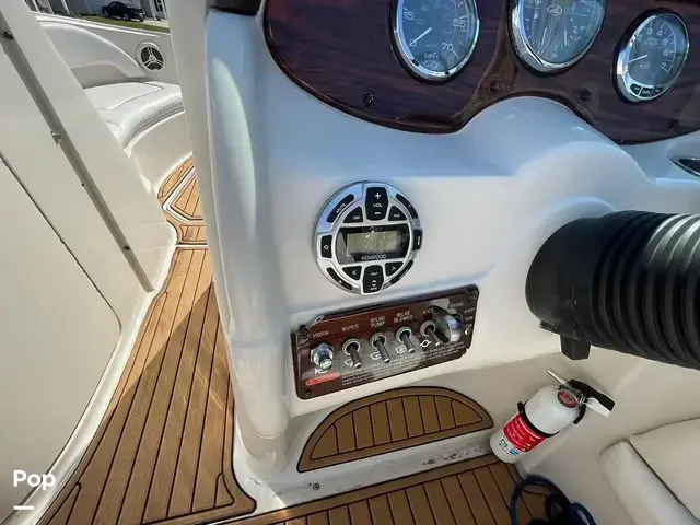 Sea Ray 220 Sundeck