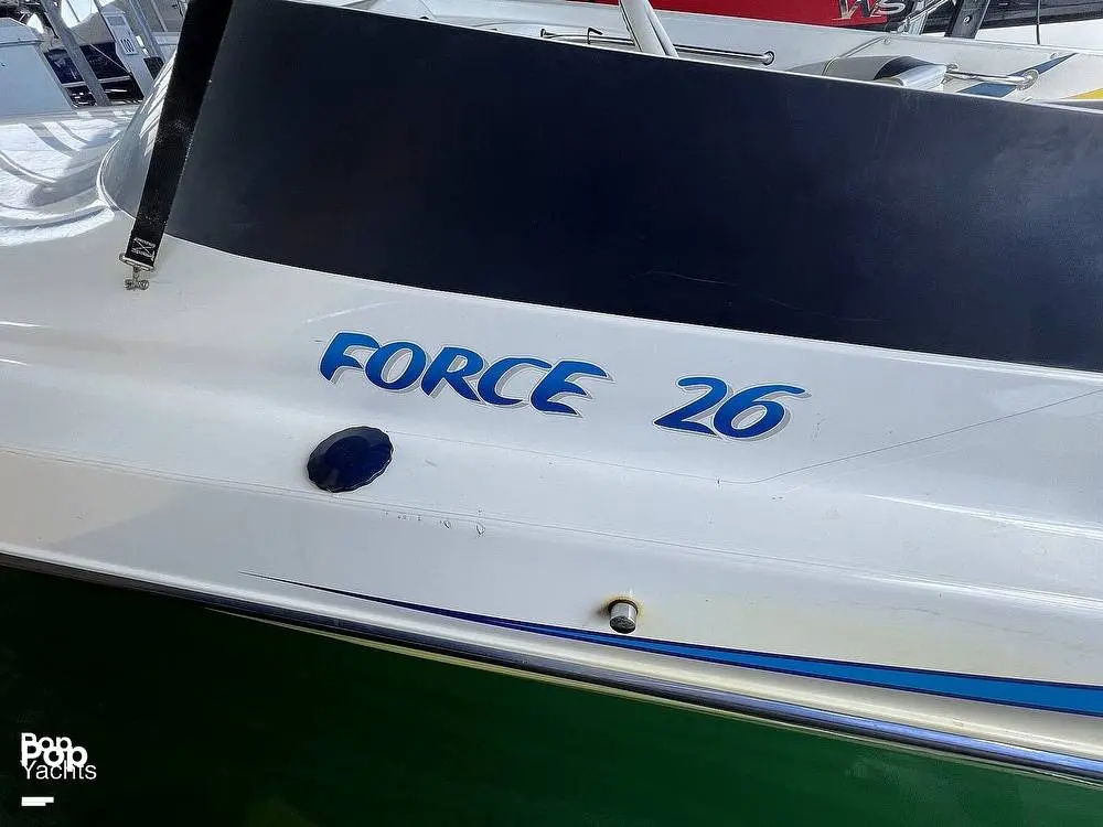 1999 Mercruiser force 26