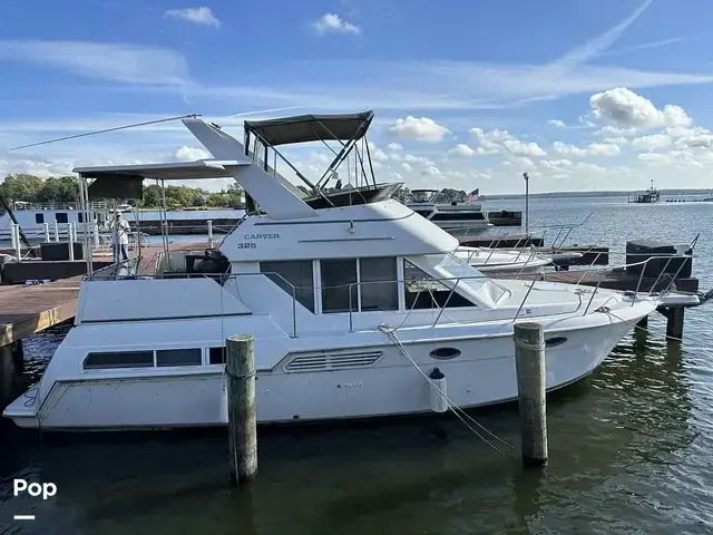 Carver 325 Aft Cockpit Motoryacht