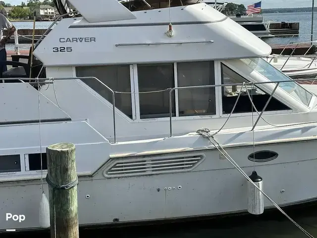 Carver 325 Aft Cockpit Motoryacht