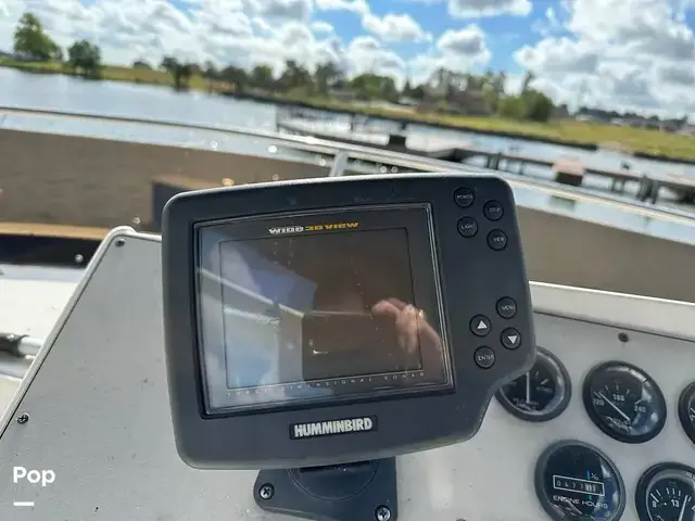 Carver 325 Aft Cockpit Motoryacht