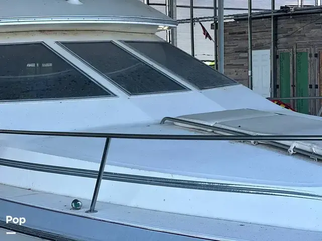 Sea Ray 345 Sedan Bridge