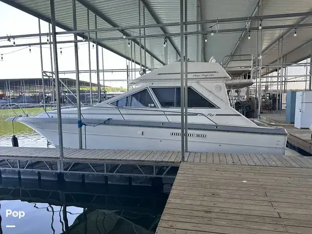 Sea Ray 345 Sedan Bridge