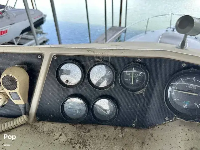 Sea Ray 345 Sedan Bridge