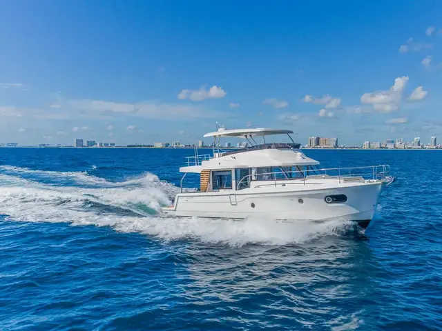 Beneteau Swift Trawler 48