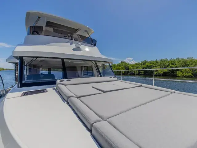 Beneteau Swift Trawler 48