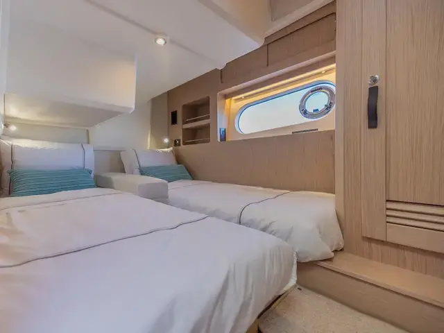 Beneteau Swift Trawler 48