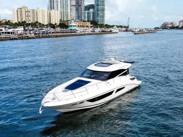 Sea Ray 470 Sundancer