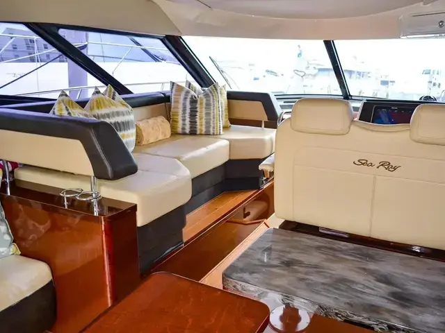 Sea Ray 470 Sundancer