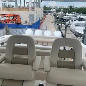 2020 Boston Whaler 420 Outrage