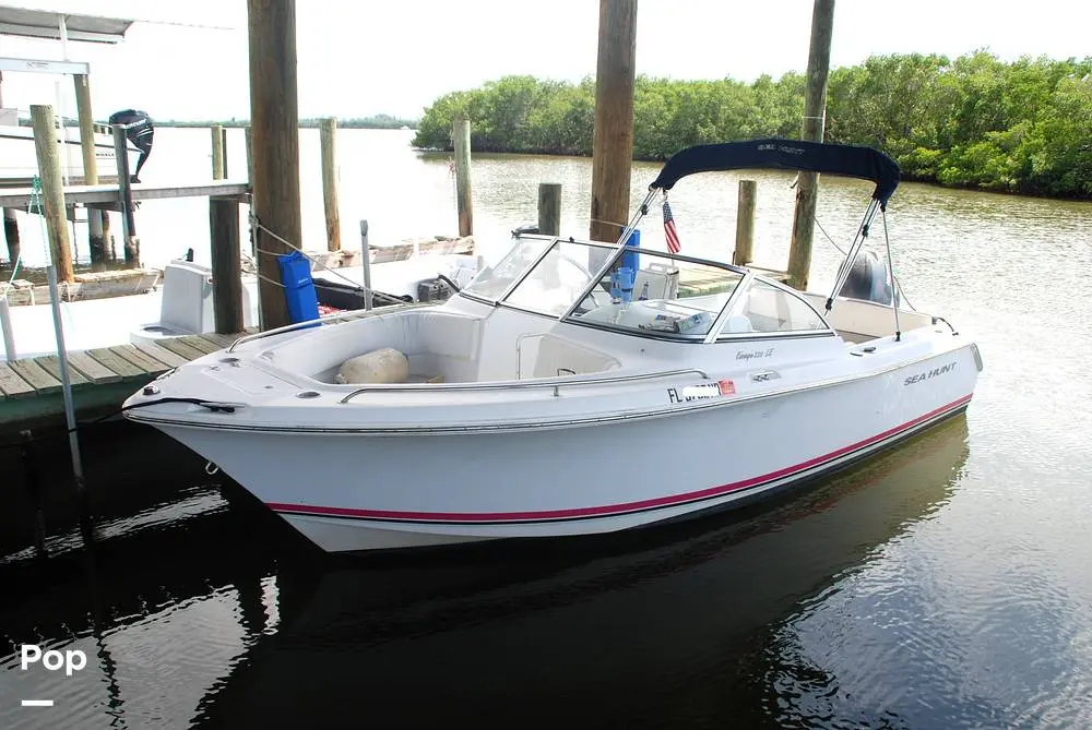 2008 Sea Hunt escape 220 le