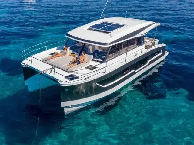 Fountaine Pajot My 4.S