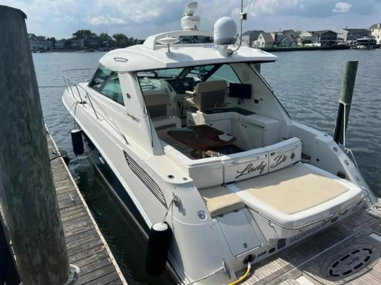 2015 Sea Ray 450 sundancer