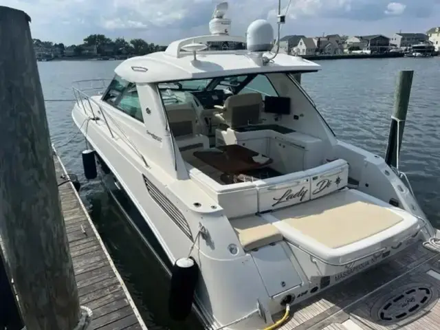 Sea Ray 450 Sundancer