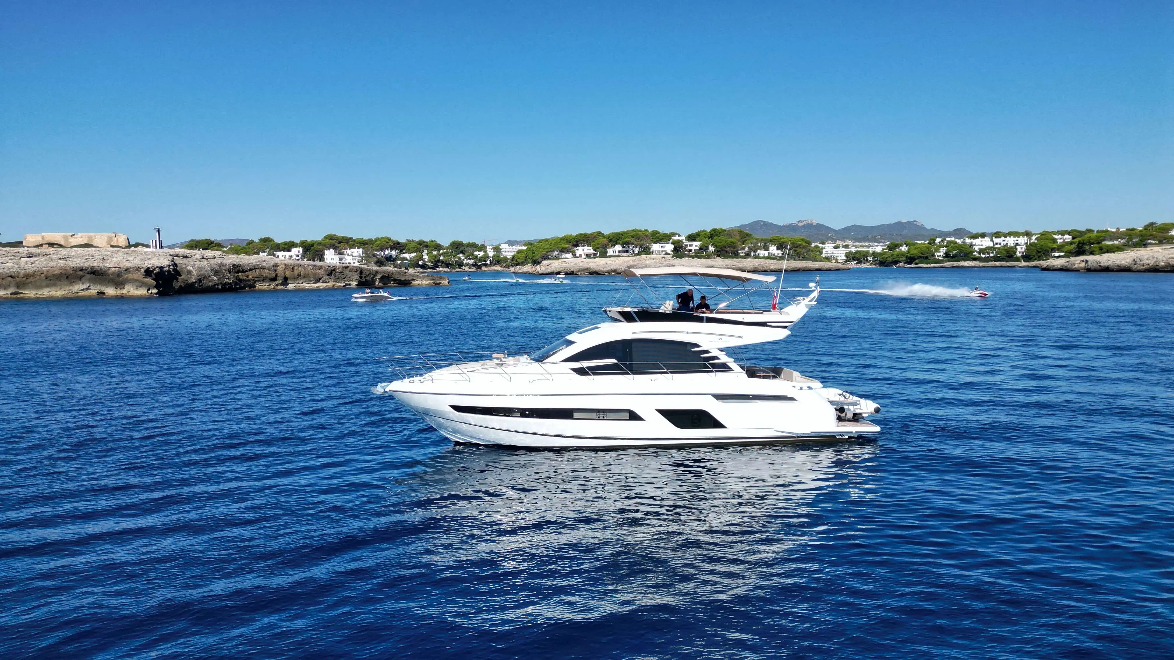 2018 Fairline squadron 53