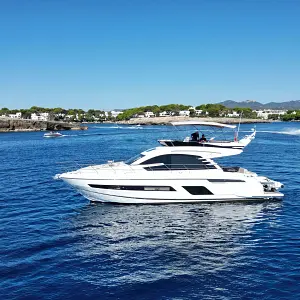 2018 Fairline Squadron 53