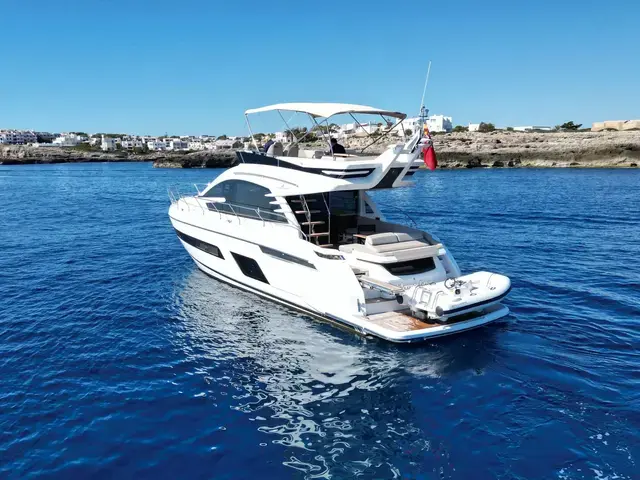 Fairline Squadron 53