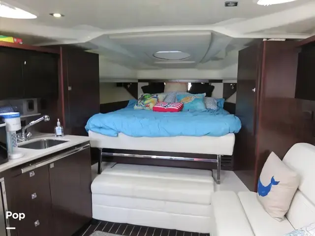 Monterey 340 Sport Yacht