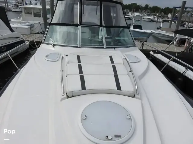 Monterey 340 Sport Yacht