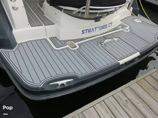 Monterey 340 Sport Yacht