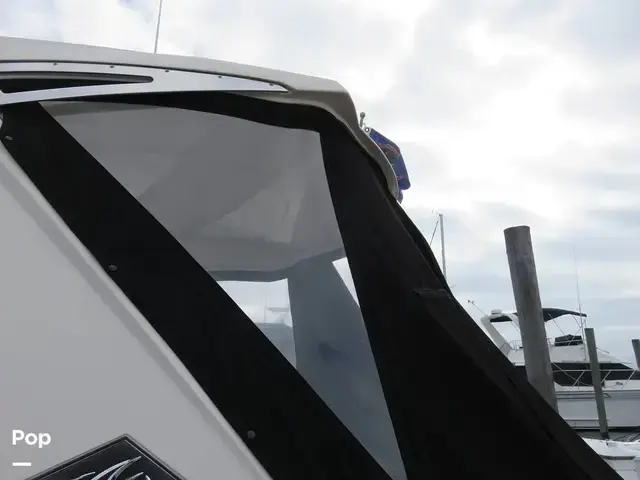 Monterey 340 Sport Yacht