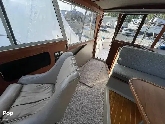 Bayliner 3270 Motoryacht