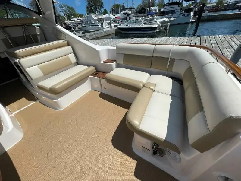 2012 Tiara 3100 coronet