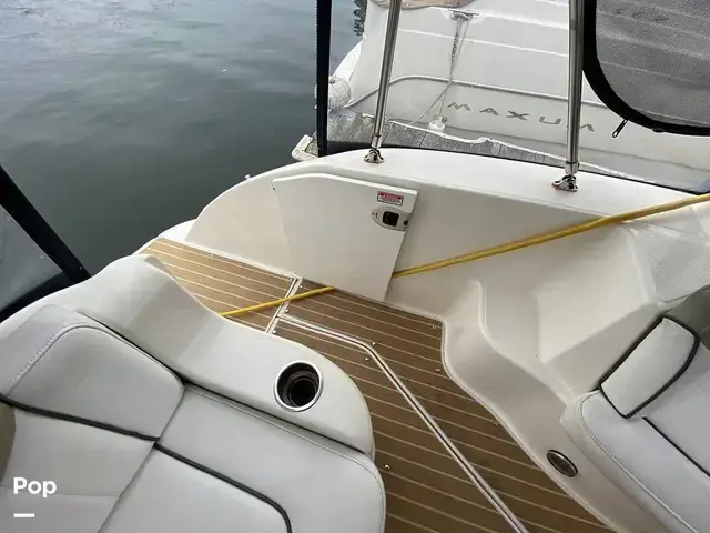 Sea Ray Sundancer 240