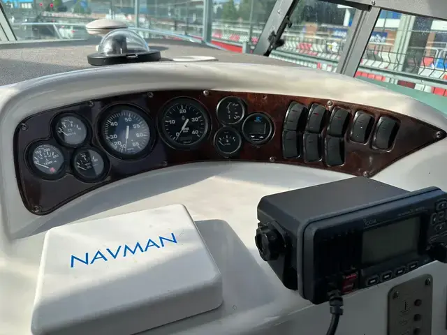 Crownline 242 Cr