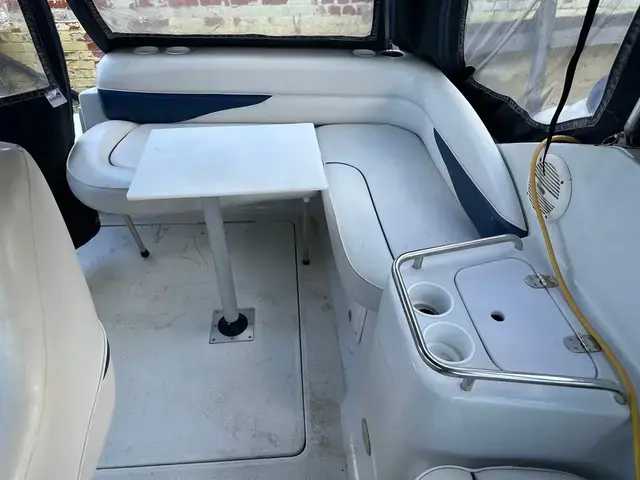 Crownline 242 Cr