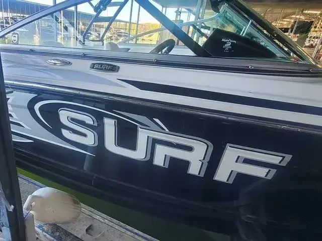 Chaparral 21 Surf