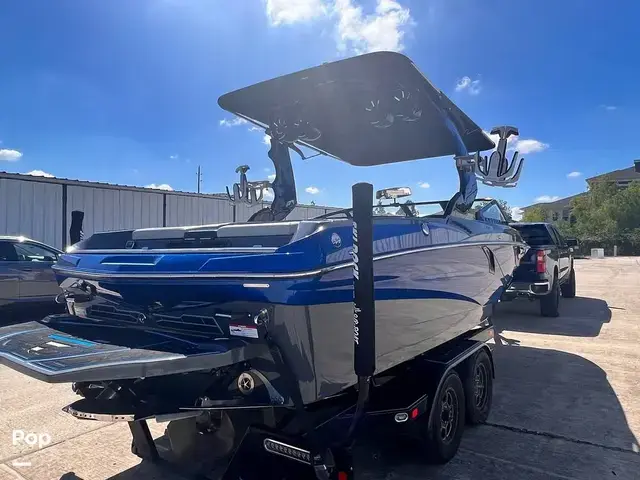 Centurion Boats Fi23