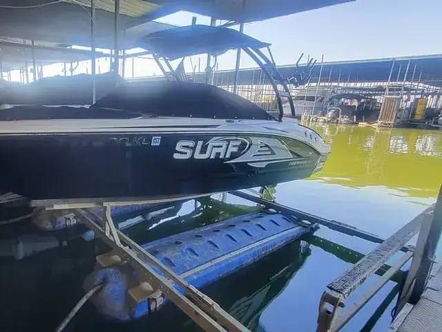 Chaparral 21 Surf