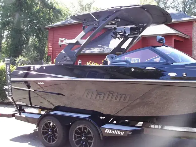 Malibu Wakesetter 22 Mxz