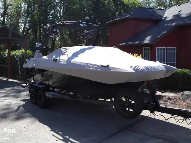 Malibu Wakesetter 22 Mxz