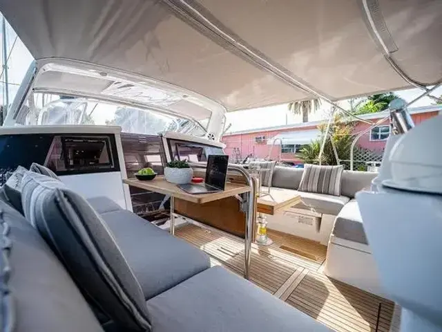 Beneteau Sense 55