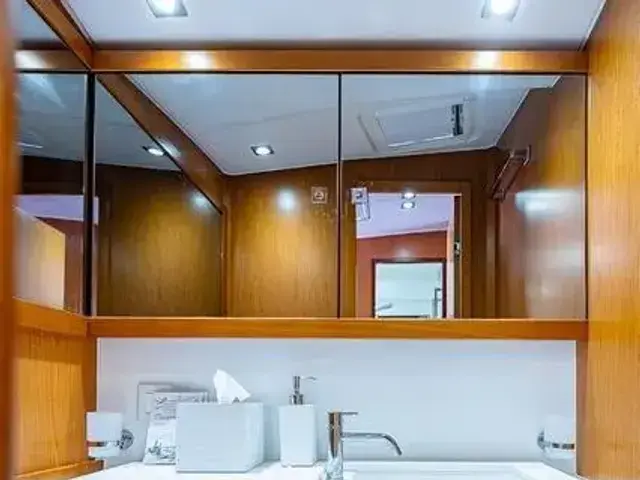 Beneteau Sense 55