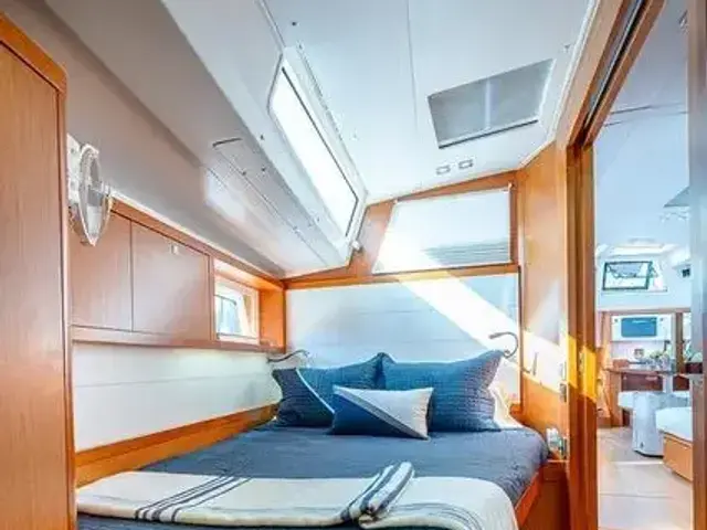 Beneteau Sense 55