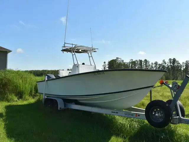 SeaVee Boats 25 Center Console