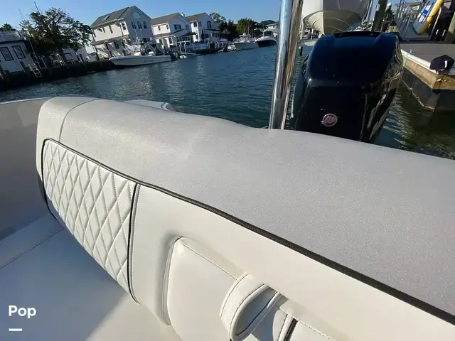 Sea Ray 240 Sundeck