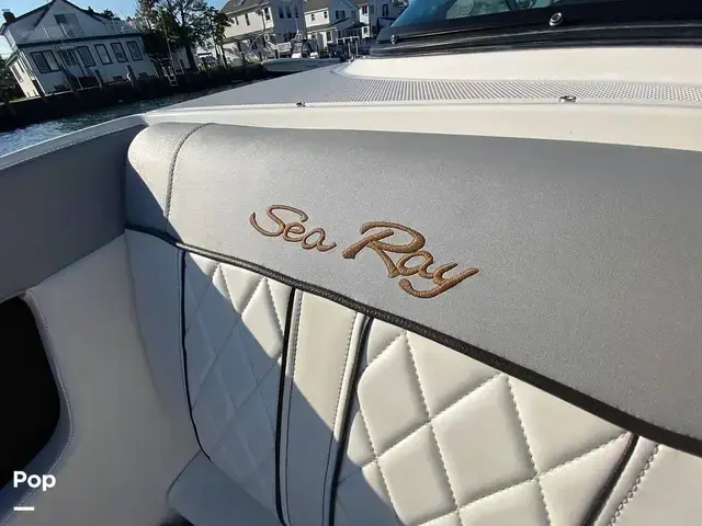 Sea Ray 240 Sundeck