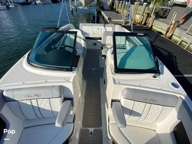 Sea Ray 240 Sundeck