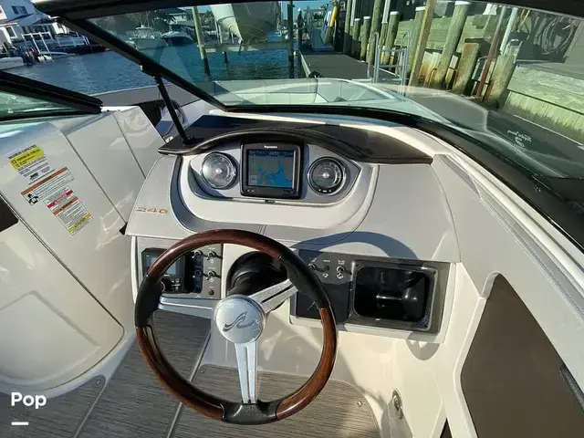 Sea Ray 240 Sundeck