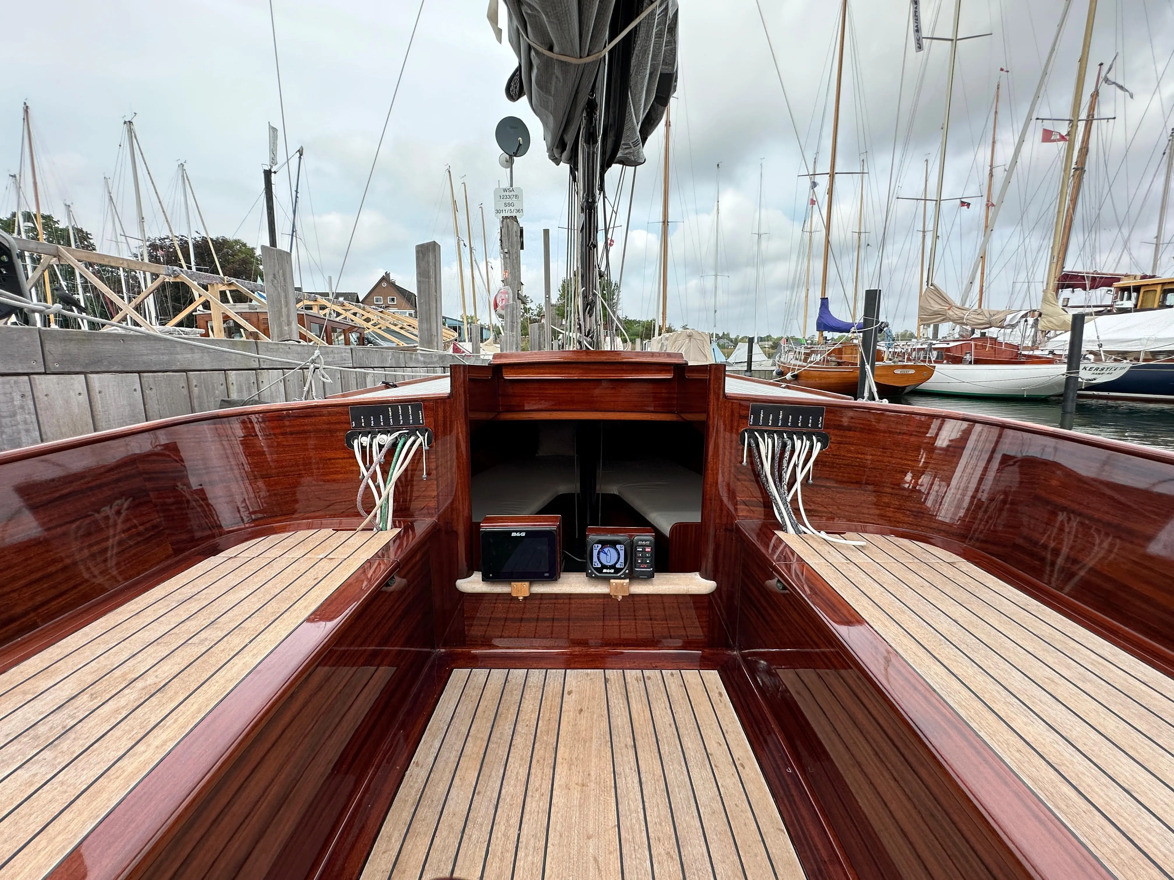 2013 Custom judel vrolijk jv28 daysailer