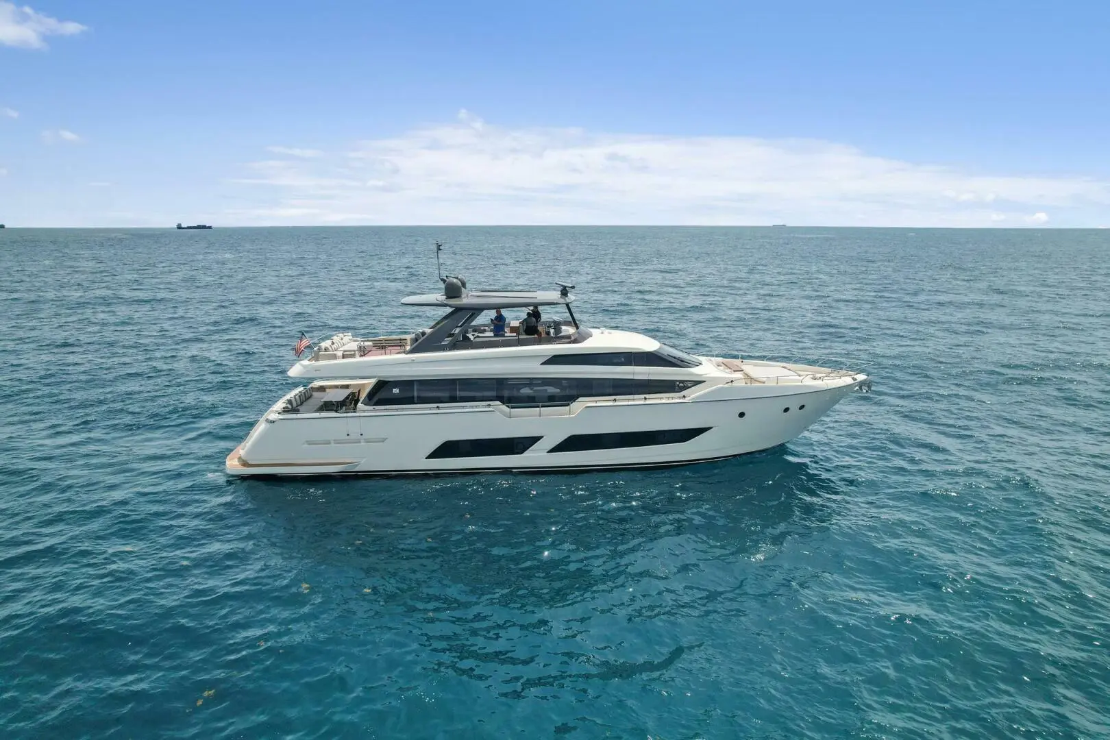 2021 Ferretti 850