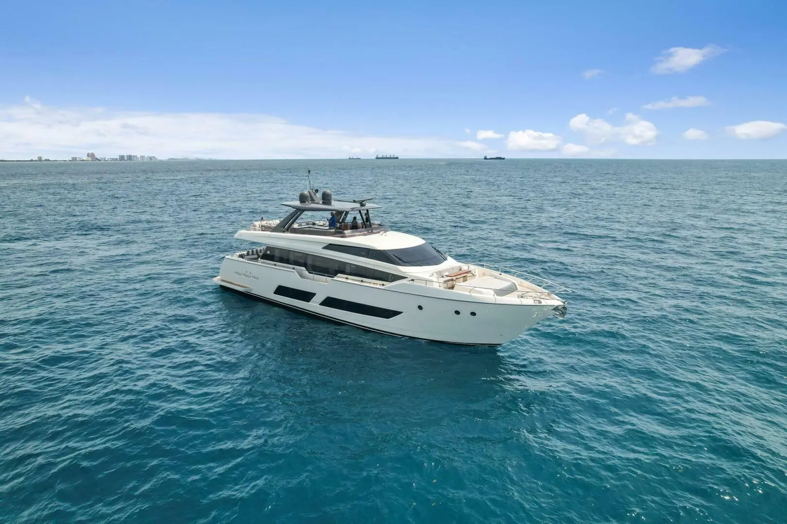 2021 Ferretti 850