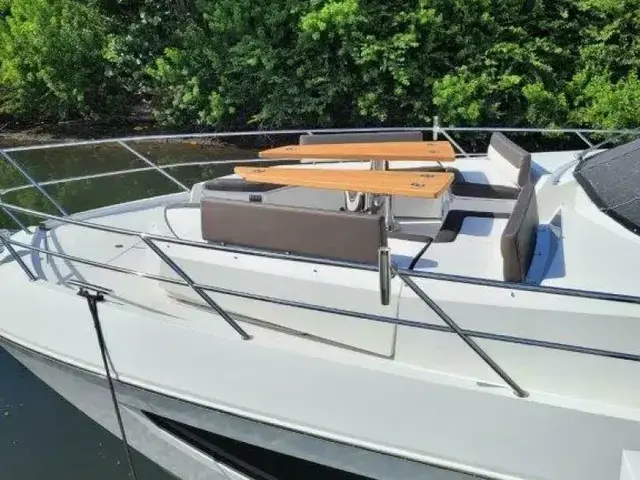 Galeon 640 Fly