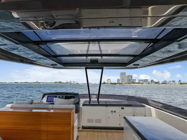 Ferretti Yachts 850