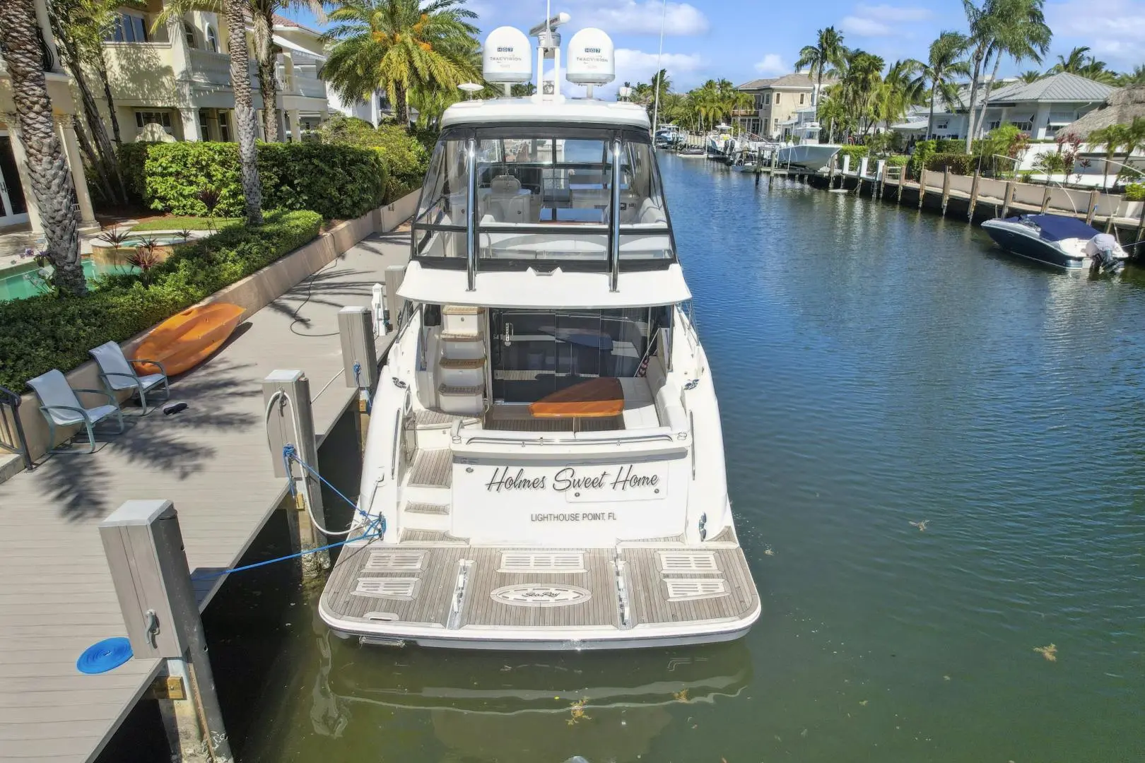 2018 Sea Ray l590 fly