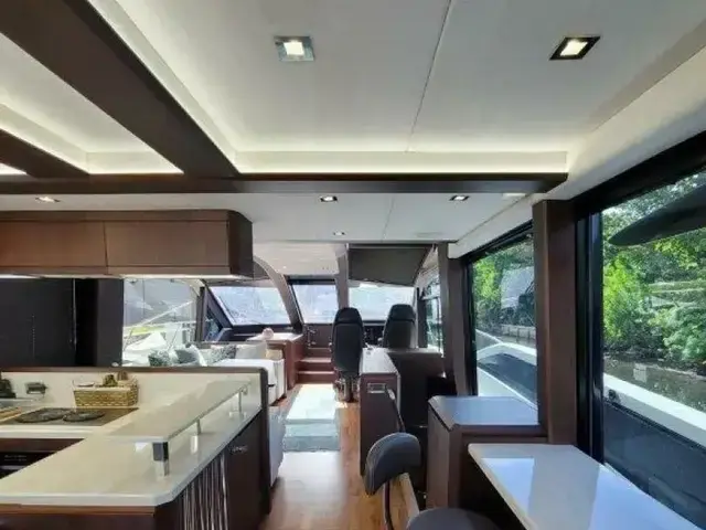 Galeon 640 Fly